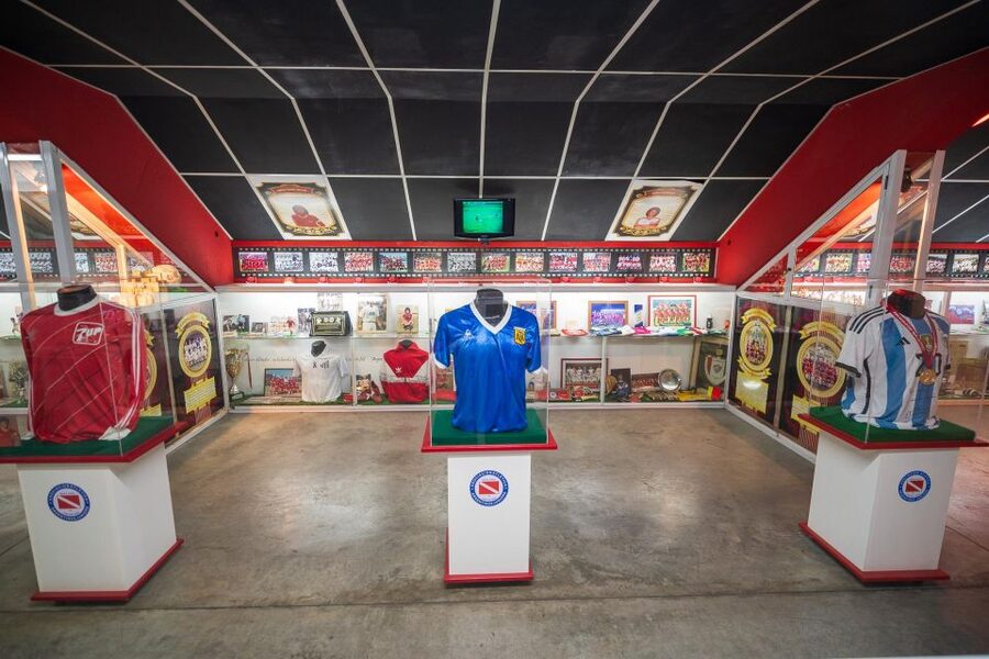 AllMaradona Buenos Aires: Maradona House Museum and Stadium - Who should book this experience?