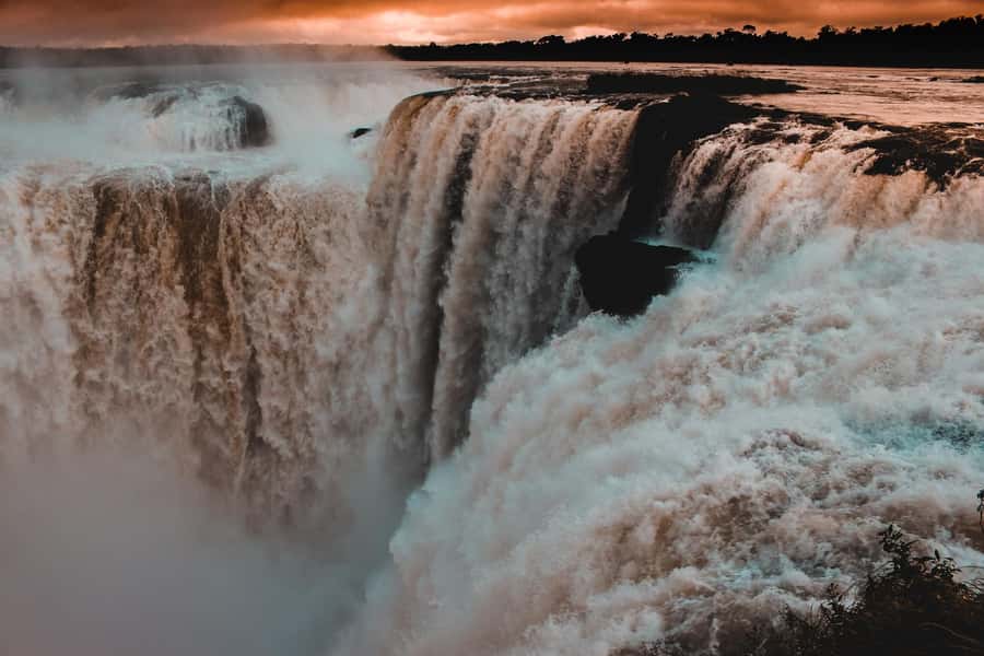Argentinian Falls Tour + Optional Boat Ride (Private) - Who will like this tour most