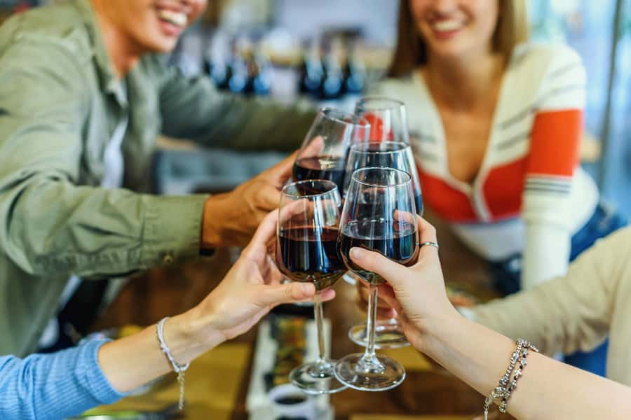 BA: Wine tour with 5 tasting stops in the heart of Palermo - Stop three: Patagonian Pinot Noir