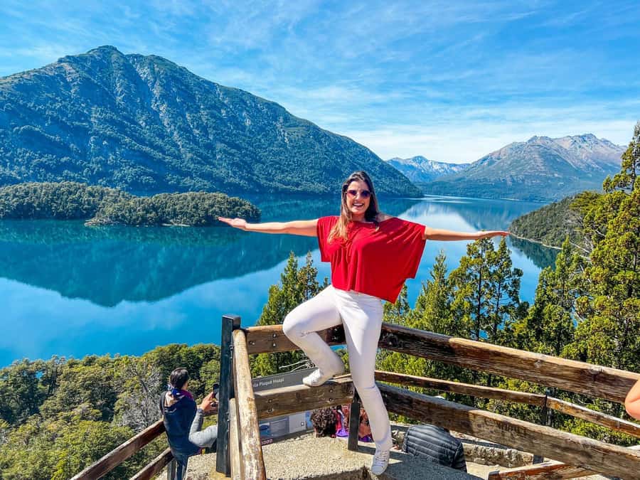 Bariloche: Cerro Tronador and Ventisquero Negro Tour - Lake Mascardi and the road into the park