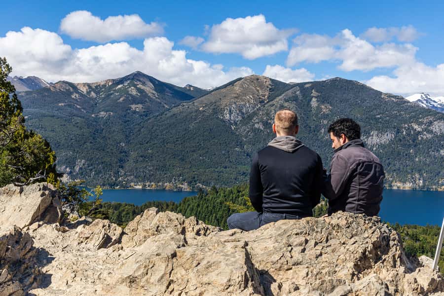 Bariloche: Circuito Chico, iconic postcards of Bariloche in a single tour - Pickup, clothing, and practical limits