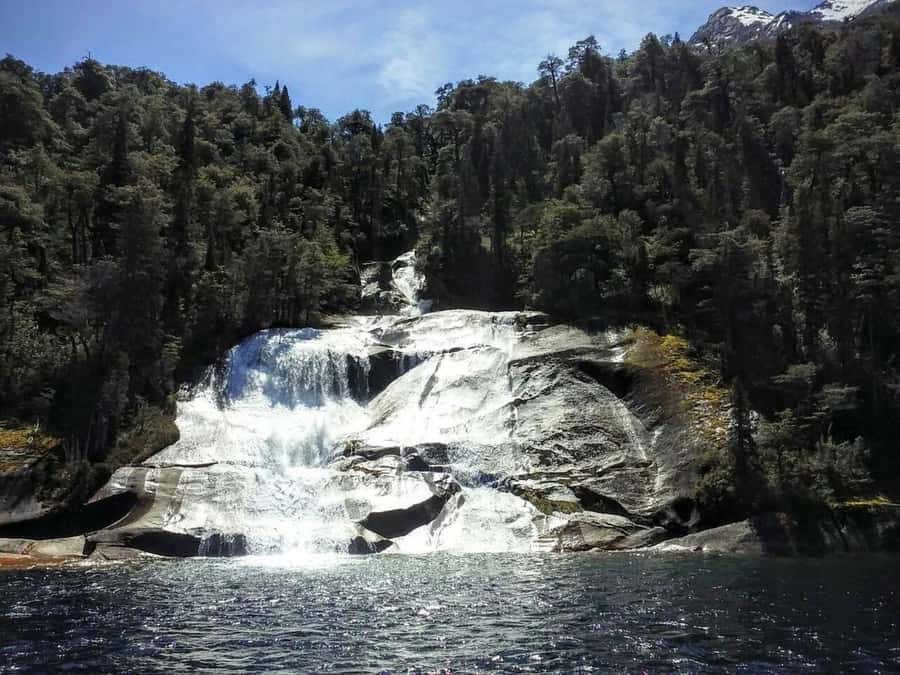 Bariloche: Puerto Blest and Cascada de los Cántaros (Waterfall of the Cantaros) - Timing, comfort, and what to bring