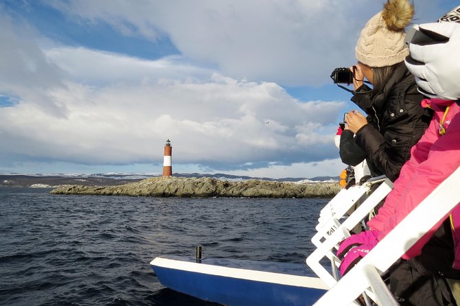 Beagle Channel Navigation - Sea Lions Island - Bridges Island: the part that makes this more than a boat ride