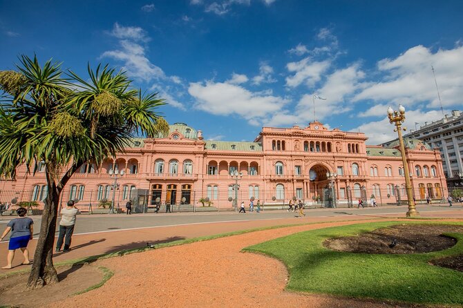 Best of Buenos Aires: Guided Sightseeing City Tour - Thirty minutes at Plaza de Mayo