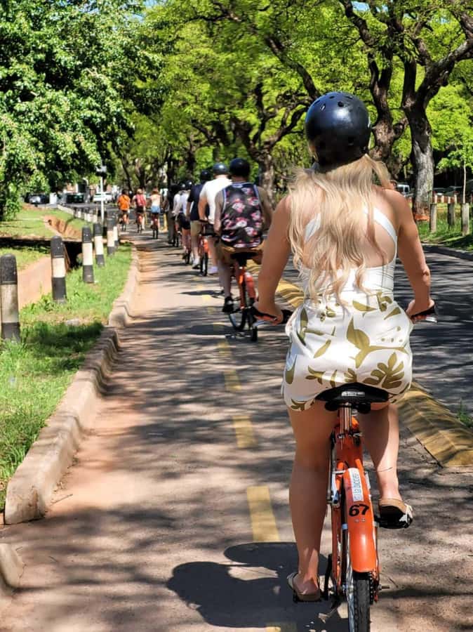 Bike Tour: Buenos Aires to the North - Plaza Francia, Recoleta, and Eva Perón’s final resting place
