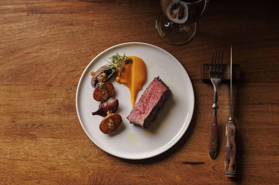 Buenos Aires: 9-Course Argentine Meat Tasting at Fogón Asado - Lunch or Dinner at Fogón Asado?