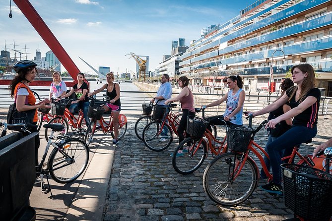 Buenos Aires Bike Tour: North Districts, Recoleta and Palermo - Recoleta’s mansions, parks, and French-style façades