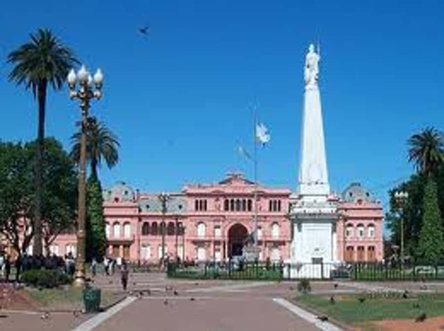 Buenos Aires City Tour with Luxury Lunch - A five-hour introduction to Buenos Aires
