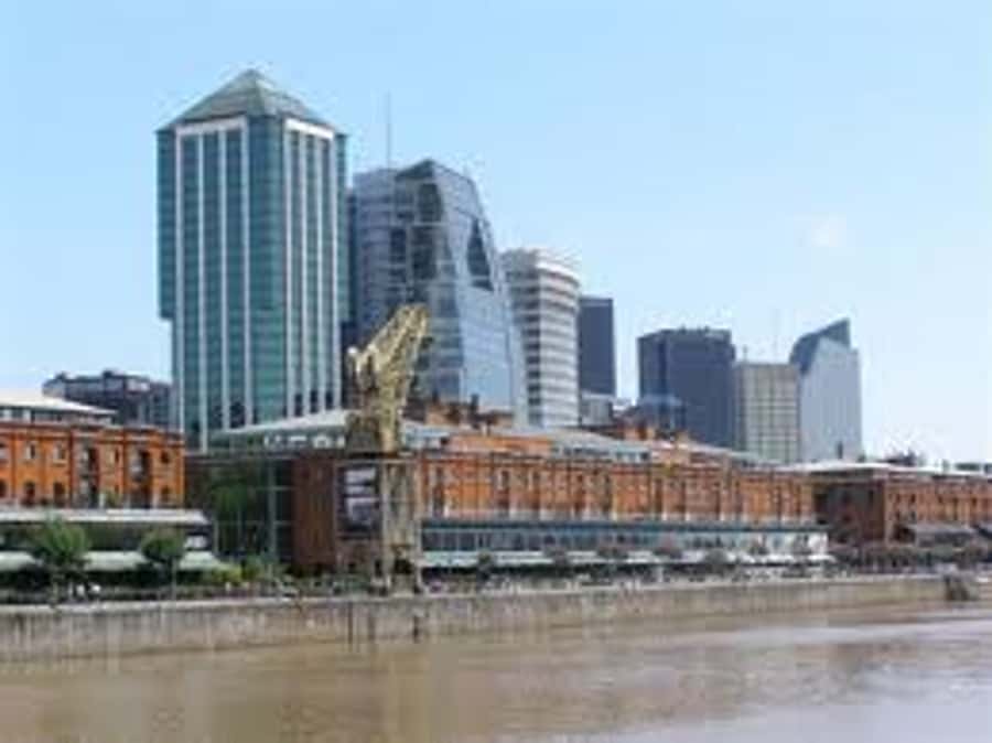 Buenos Aires City Tour with Luxury Lunch - Plaza Congreso, Plaza San Martín, and grand avenues