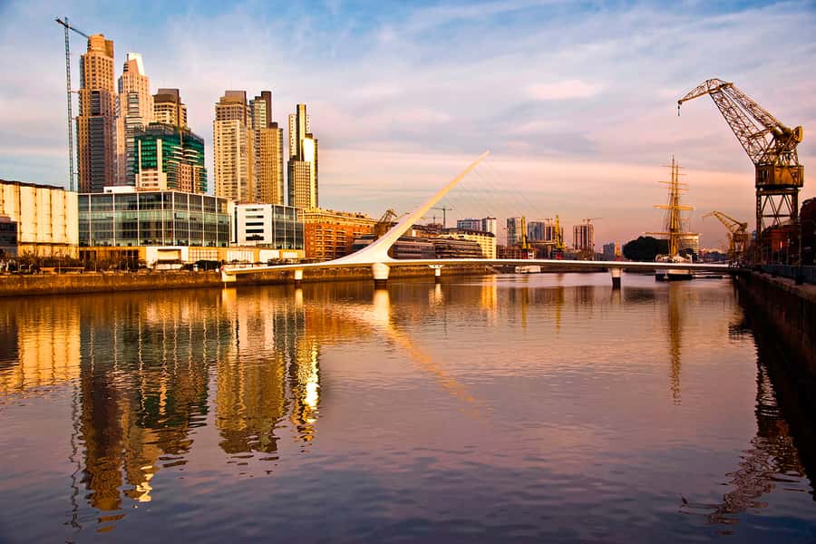 Buenos Aires City Tour with Luxury Lunch - What lunch adds to the day