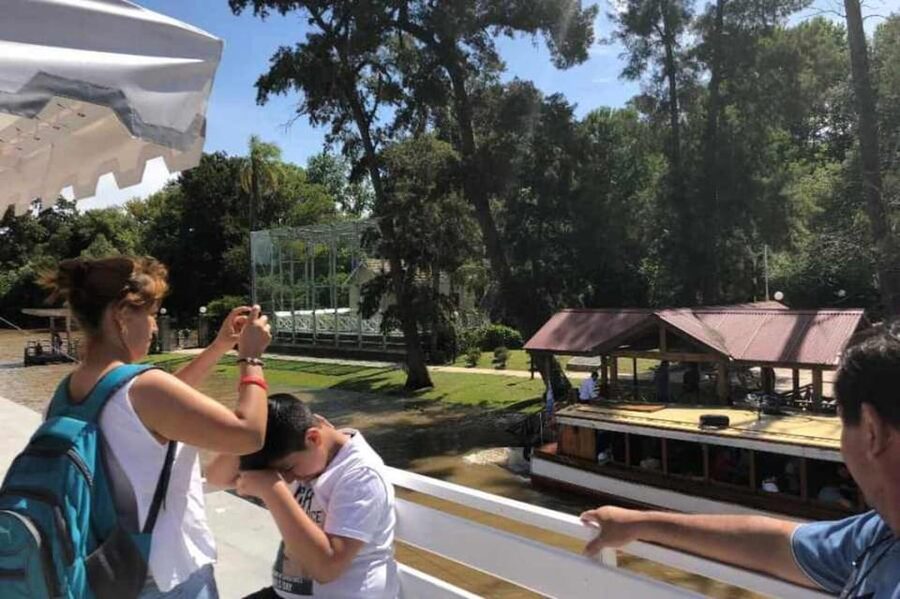 Buenos Aires: Classic Delta of Tigre Boat Tour - Paseo Victorica and Tigre Center