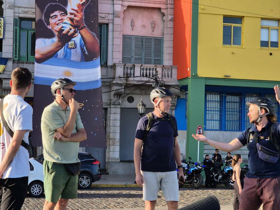 Buenos Aires: E-Bike Tour in the South Circuit of Buenos Aires - Parque Lezama and the road toward La Boca