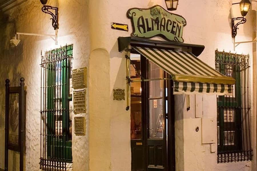 Buenos Aires: El Viejo Almacen Tango Show & optional Dinner - The tango performance and live band
