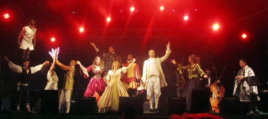 Buenos Aires: Gala Lírica Tickets at Palacio Paz. - A show designed beyond opera fans