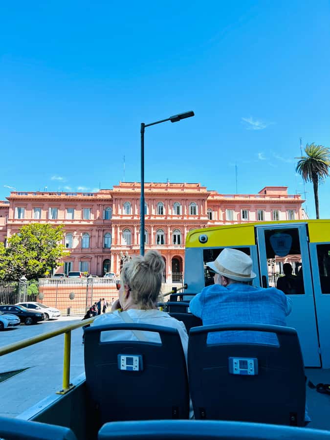 Buenos Aires Hop-On Hop-Off Bus and Exclusive Benefits - La Boca and Caminito deserve a real stop
