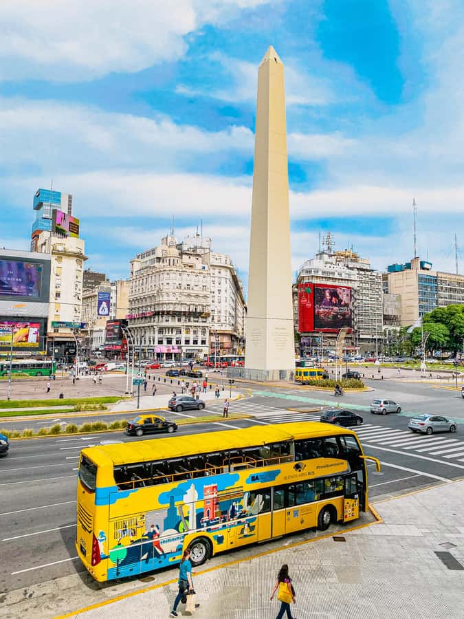 Buenos Aires Hop-On Hop-Off Bus and Exclusive Benefits - The complete route from the Obelisk to Puerto Madero