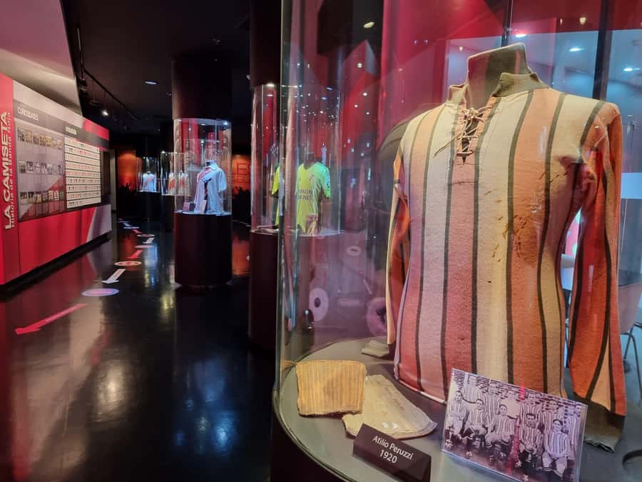 Buenos Aires: Hop-On Hop-Off Bus and Football Museums - Is $105 good value for two days?