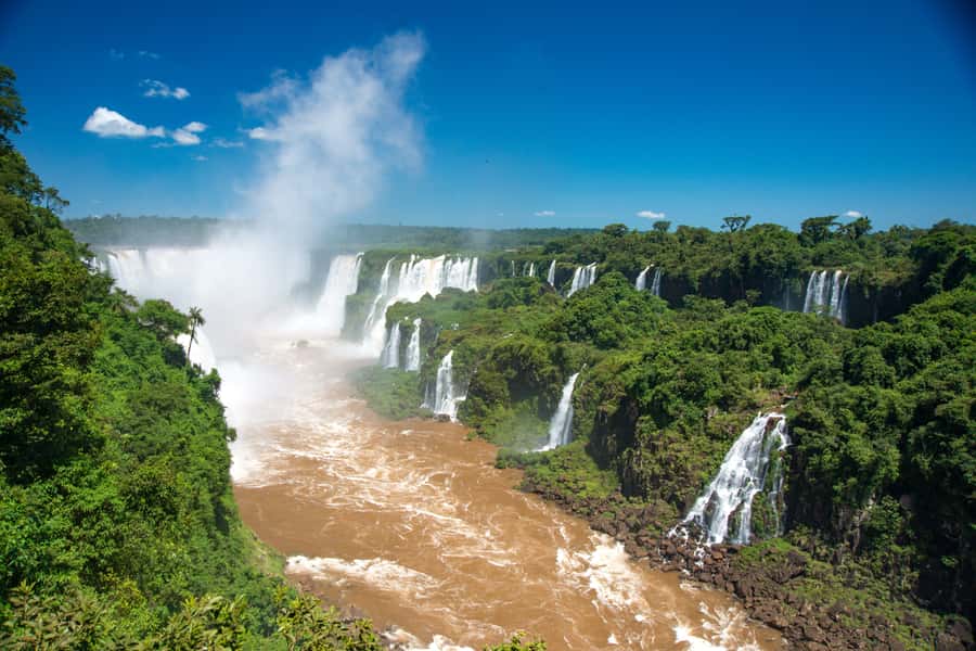 Buenos Aires: Iguazú Falls with Boat Ride & Optional Flight - Lunch, vehicles, and the human side of the trip