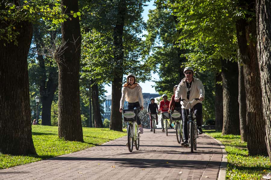 Buenos Aires: North or South Buenos Aires Bike Tour - Guides, pace, and group size