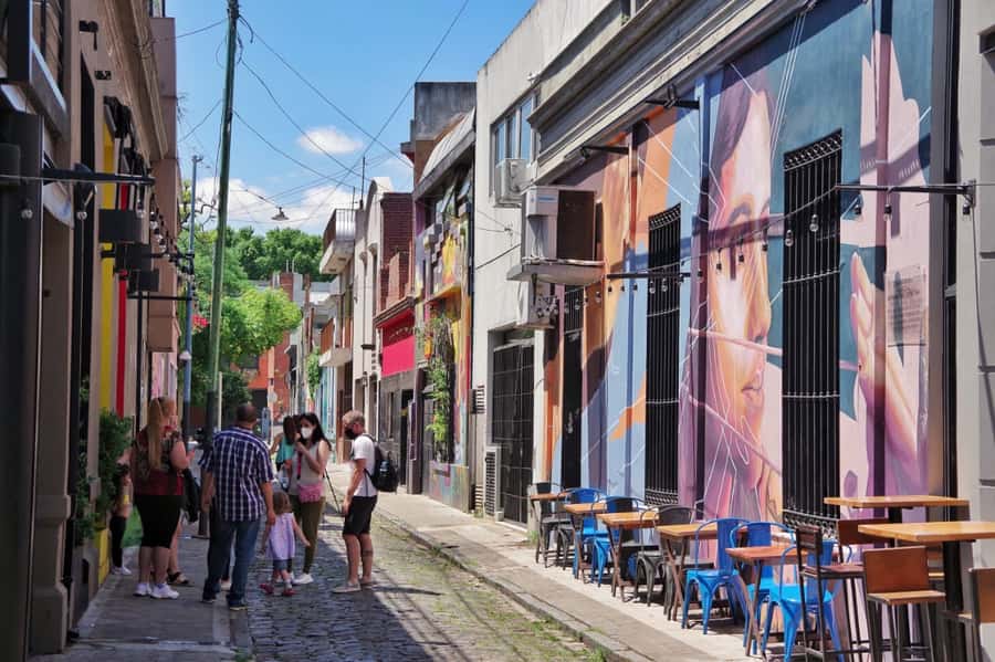 Buenos Aires: Palermo Soho Guided Walking Tour - Designer Shops, Bars, And Useful Free Time