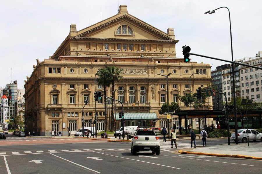 Buenos Aires: Panoramic Bus Tour - San Telmo, old streets, and tango traditions