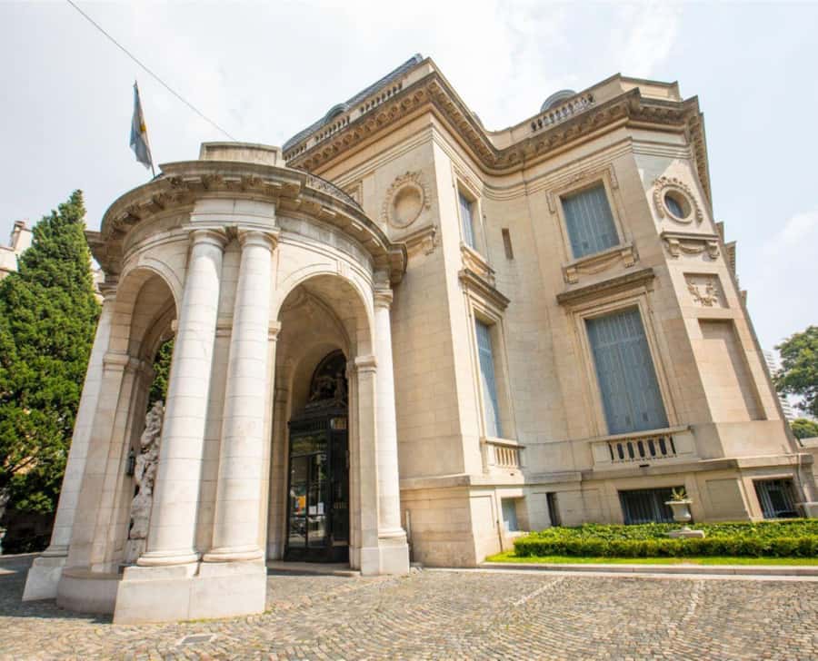 Buenos Aires Premium City Tour - Guides, transport, and the pickup rules