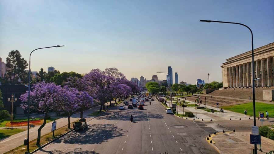 Buenos Aires Premium city tour with street food - Puerto Madero, a sharp change of mood