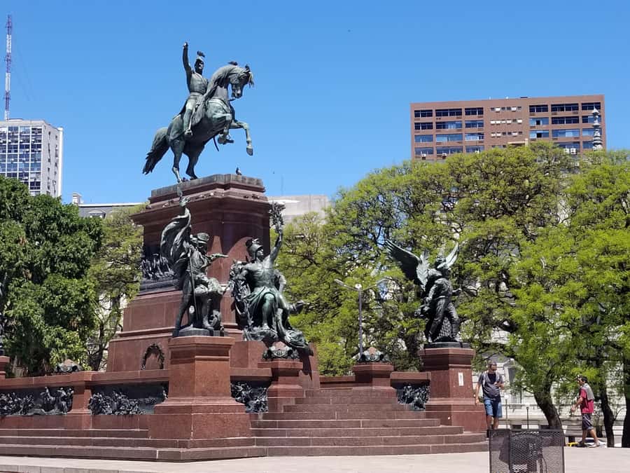 Buenos Aires: Private City Tour by Car with Hotel or Pickup - Why a private car works well in Buenos Aires
