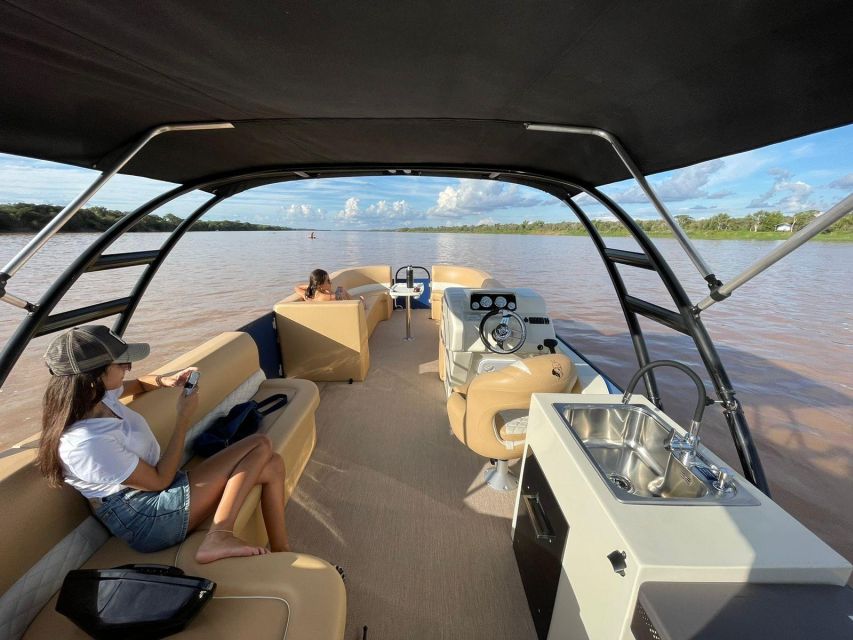 Buenos Aires: Private Delta Boat Tour with Barbecue onboard - River scenery, wildlife, and historic places