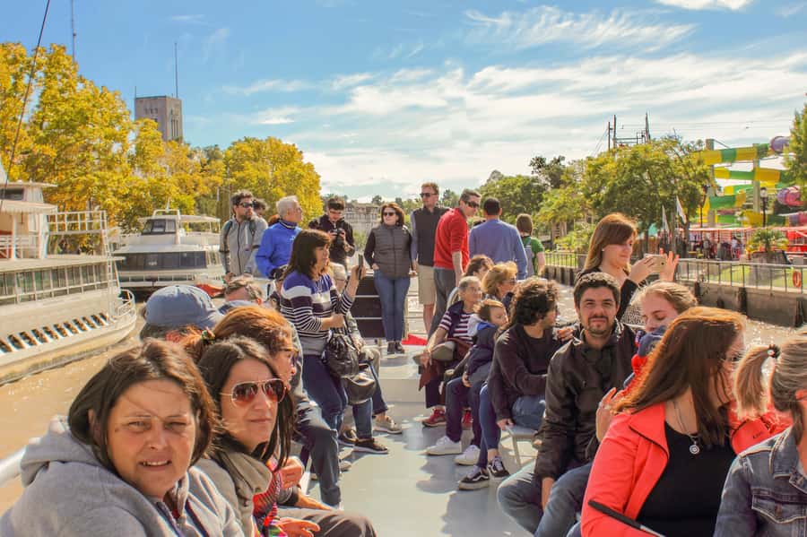 Buenos Aires: Puerto Madero to Tigre Round Trip Cruise - Lunch beside the river and time to wander