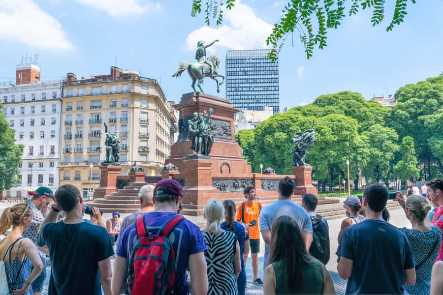 Buenos Aires: Recoleta and Retiro Tip Based Walking Tour - Key points at a glance