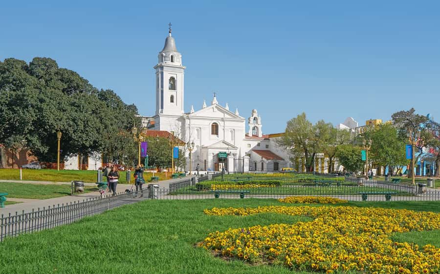 Buenos Aires: Recoleta and Retiro Tip Based Walking Tour - Who will like this Recoleta and Retiro walk