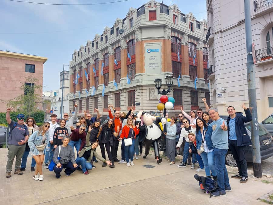 Buenos Aires: San Telmo and Market Guided Walking Tour - Inside Mercado San Telmo