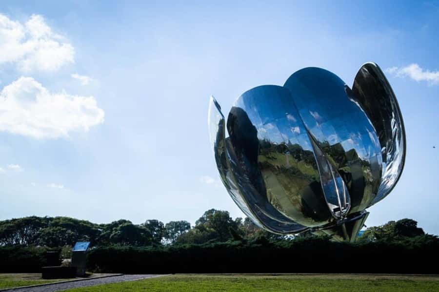 Buenos Aires: Small Group City Highlights Tour - Palermo begins with Floralis Genérica