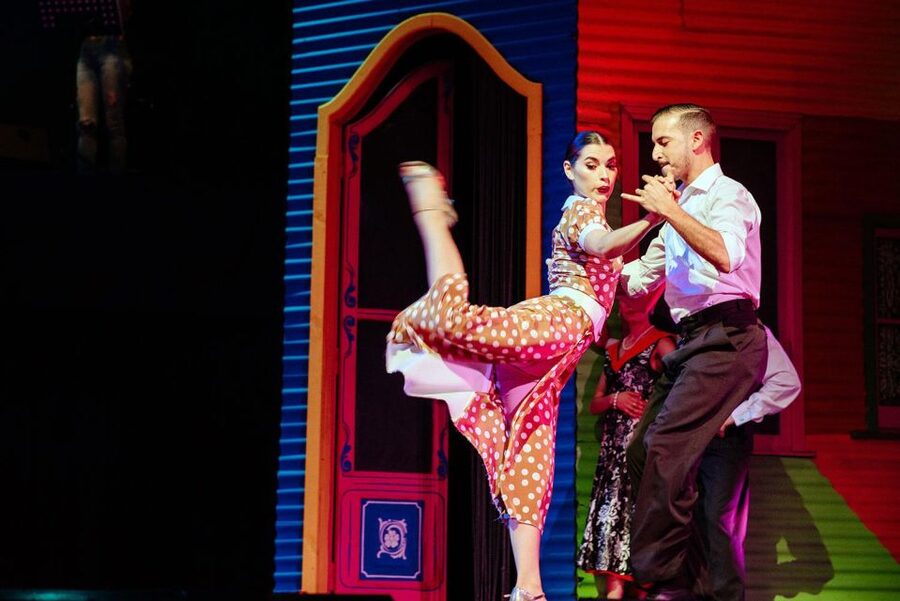 Buenos Aires Tango Porteño Show with optional Dinner - Hotel pickup, timing, and group size