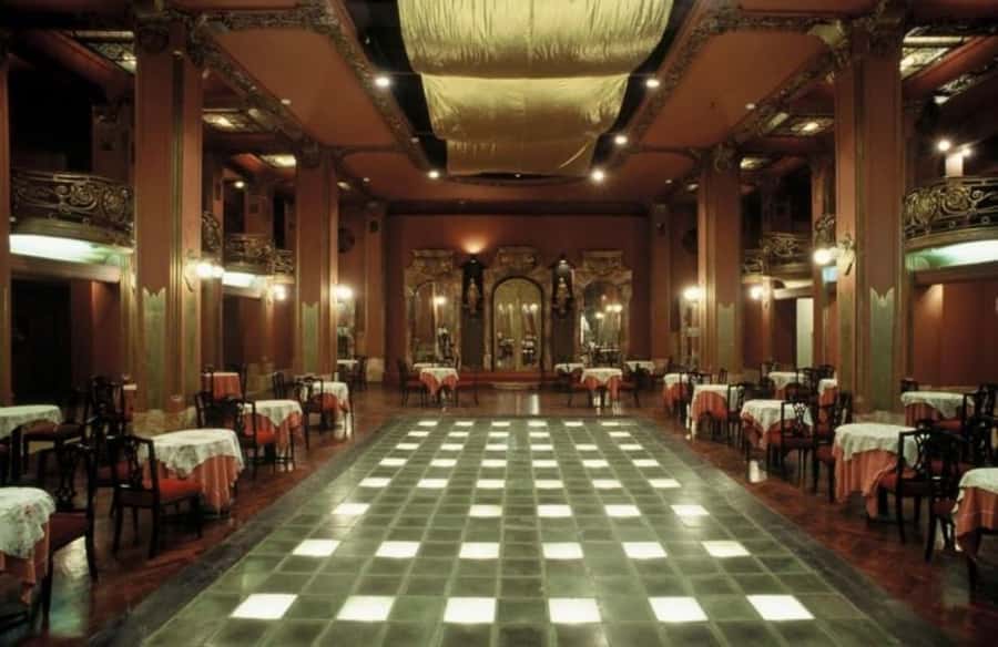 Buenos Aires Tango Show and Dinner at Piazzolla Tango - What to bring and what to wear