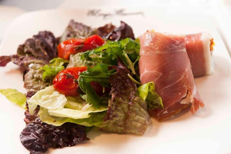 Buenos Aires: Tango Show "Viejo Almacén" & optional dinner - Who will enjoy this tango night most