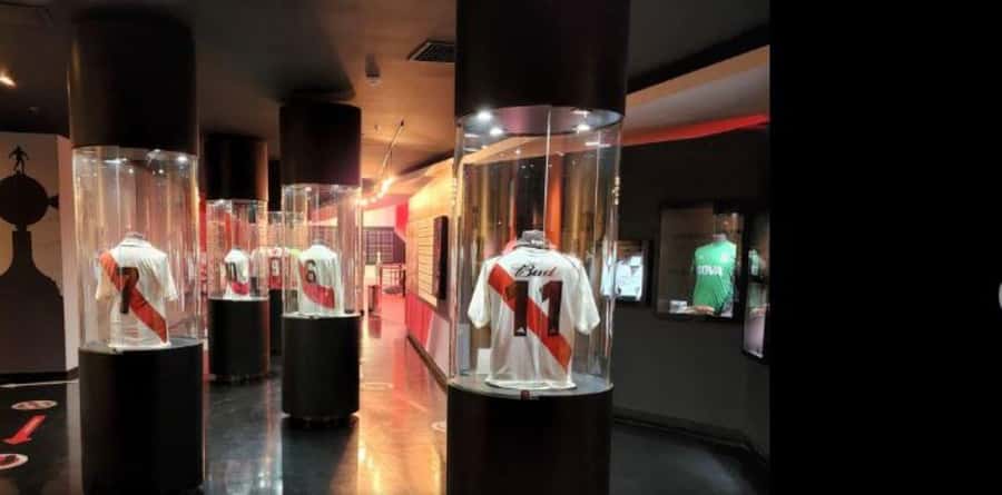 Buenos Aires: Tickets to River Plate Museum - Choosing the full visit for stadium access