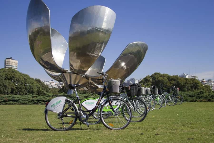 City Bike Tour in Palermo and Recoleta - The return through Palermo and Barrio Norte