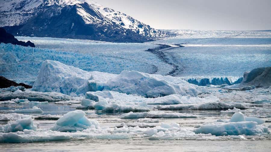 El Calafate: Glacier Cruise & Trekking at Estancia Cristina - Weather, clothing, and practical planning