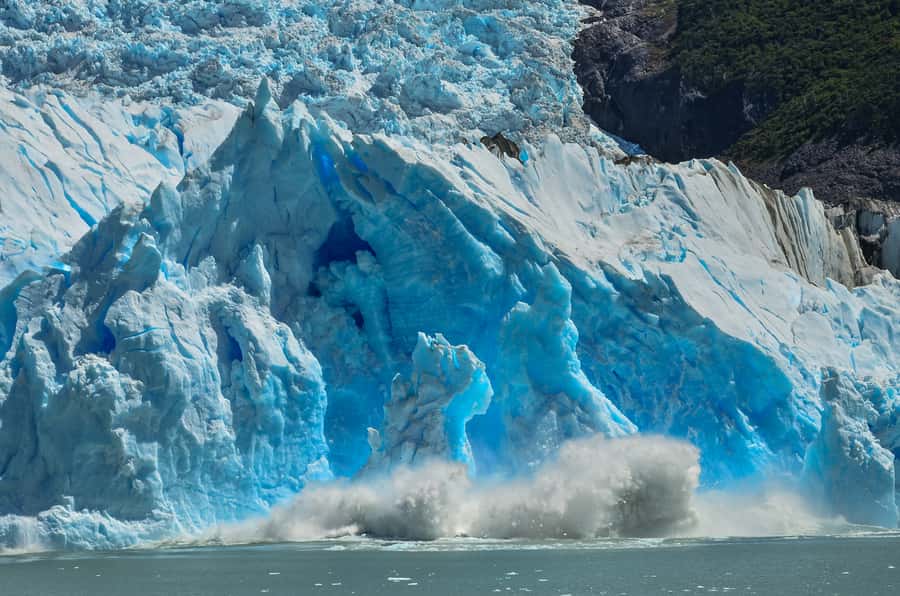 El Calafate: Lake Argentino Upsala Channel Glaciers Cruise - Stepping ashore at Spegazzini Base