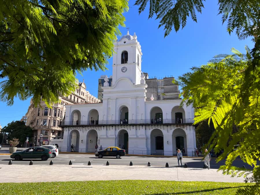 Exclusive Full-Day Private Tour in Buenos Aires - Mariano’s guiding style and communication