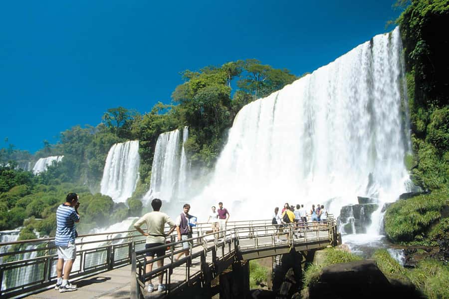 Explore Iguazu Falls in Brazil: An Unforgettable Experience - Why the Brazilian side is worth your time
