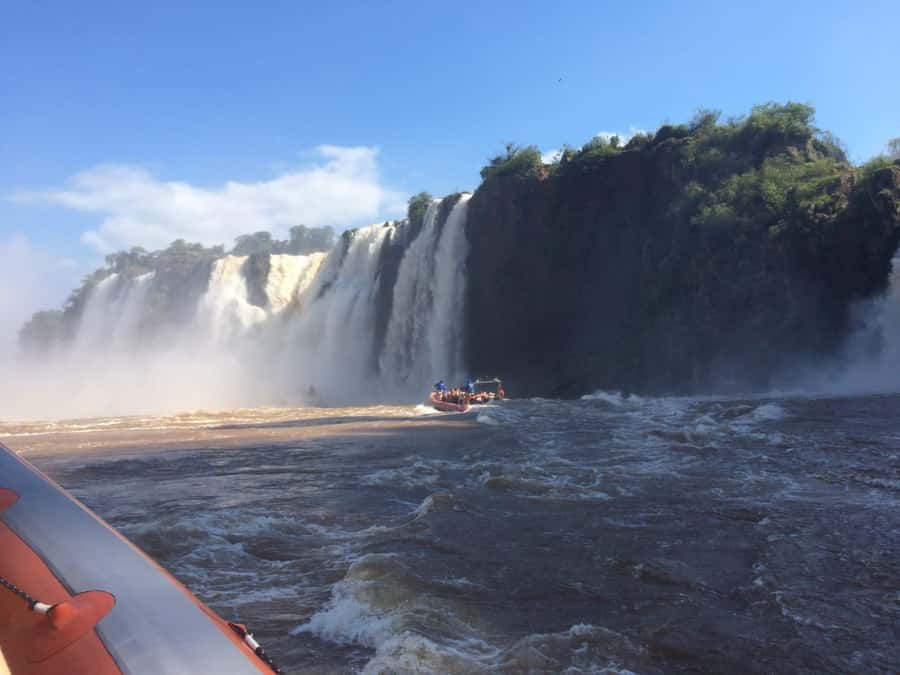 Foz do Iguaçu: Brazil/Argentina Sides Iguazu Falls Day Tour - Why seeing both sides changes the experience