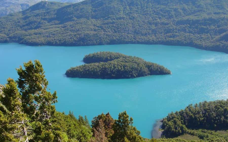 From Bariloche: Cerro Tronador Full-Day Tour - What the nine-hour schedule feels like
