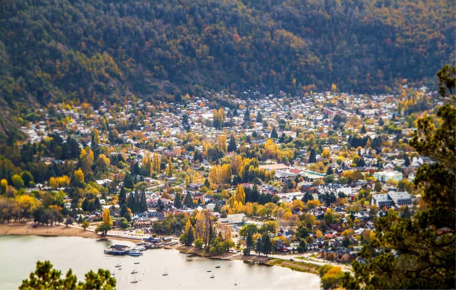 From Bariloche: San Martin de los Andes and 7 Lakes Circuit - The return to Bariloche is part of the experience