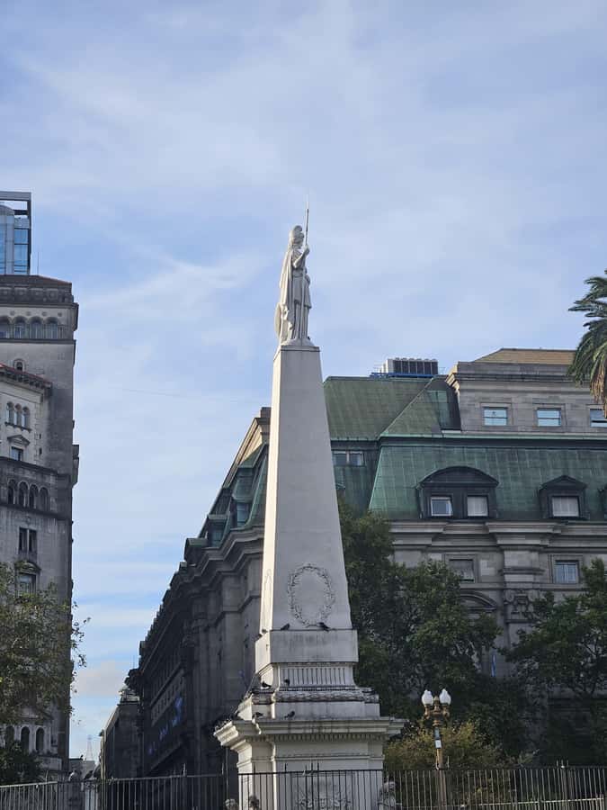 From Colonialism to Eclecticism, Buenos Aires arquitectonica - Starting at Plaza de Mayo