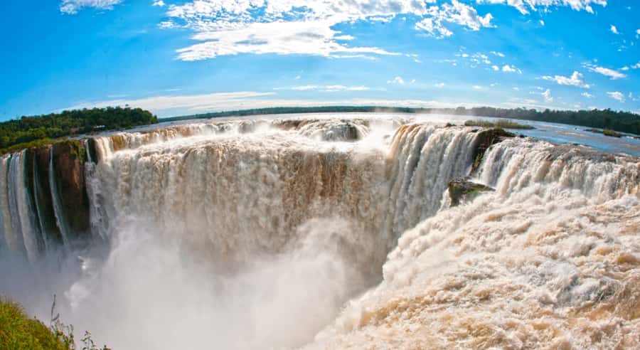 From Foz do Iguaçu: Argentinian Iguazu Falls with Ticket - The Visitor Center and getting oriented
