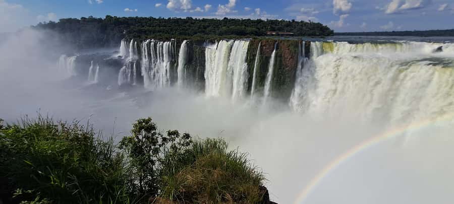 From Foz do Iguaçu: Tour to Argentinian Falls - Five hours among the falls