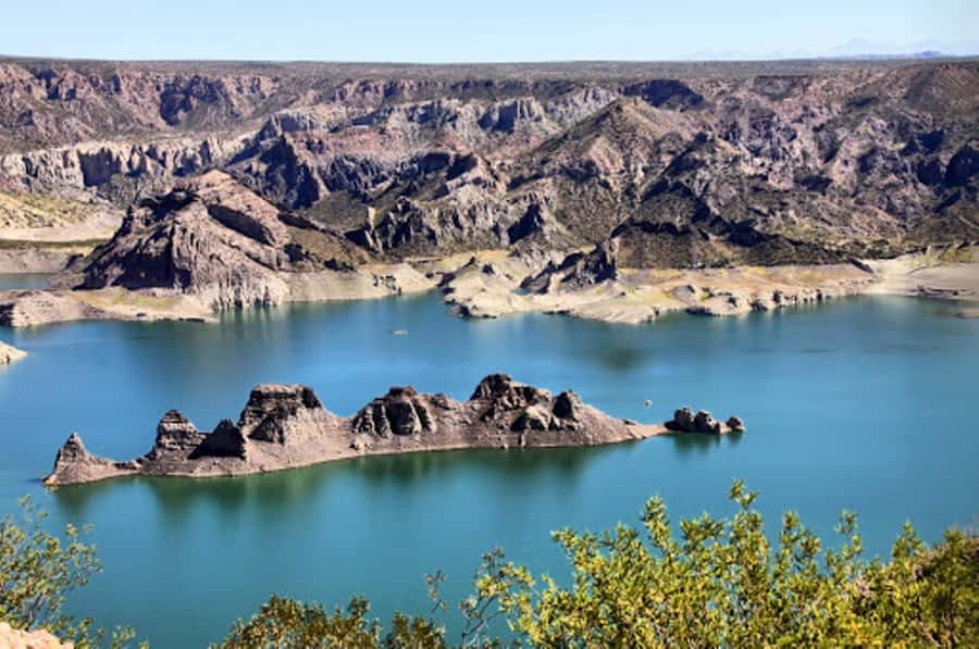 From Mendoza: San Rafael Sightseeing and Atuel Canyon Tour - Why San Rafael makes a worthwhile, if distant, day trip